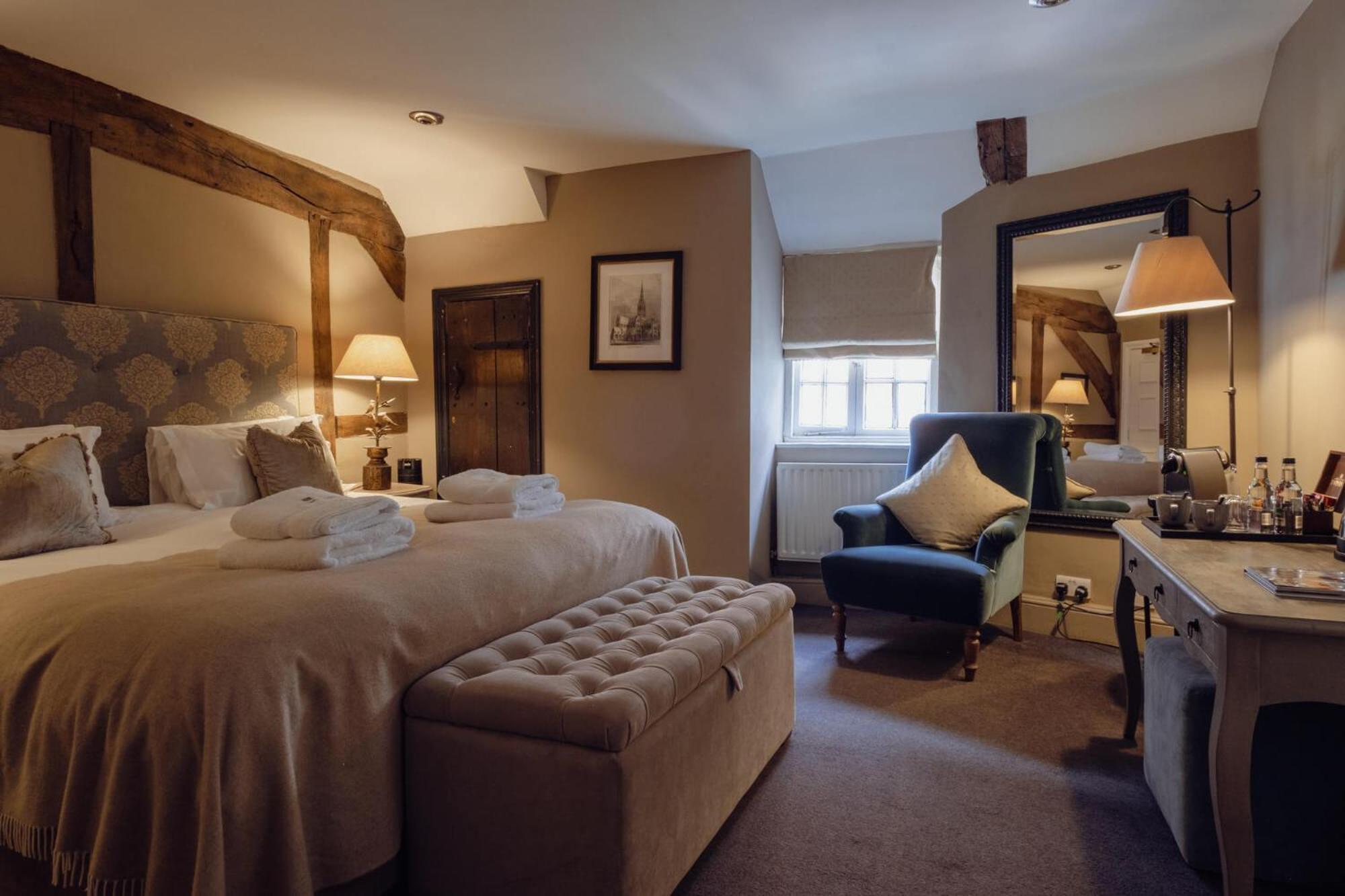 Chapter House Hotel 3*