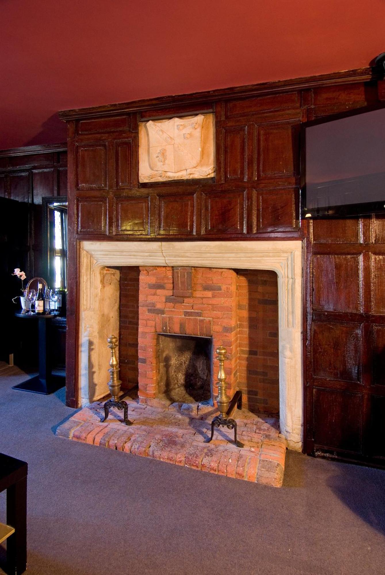 Chapter House Hotel