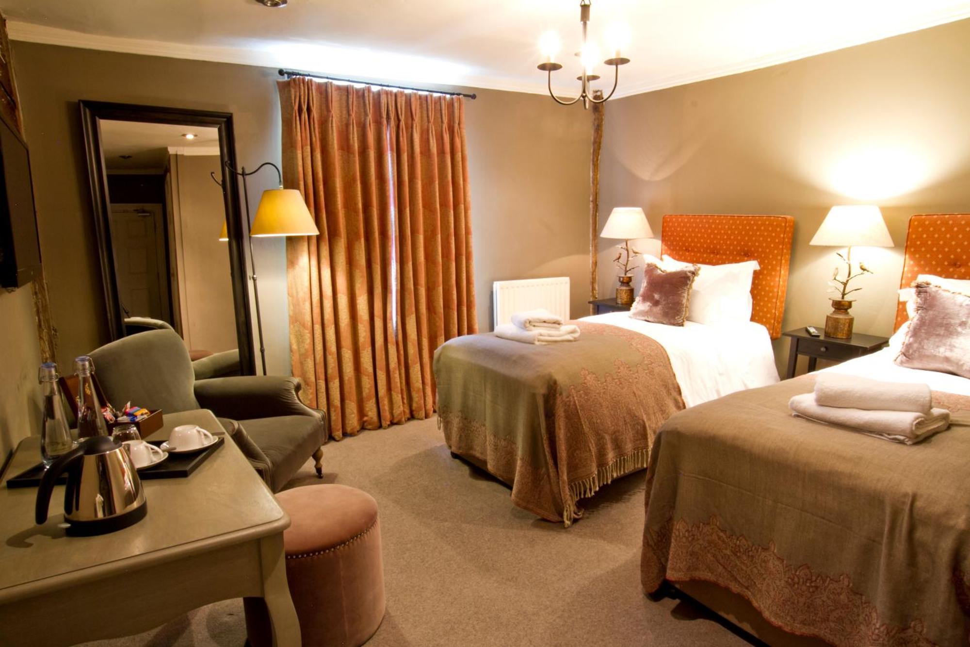 Hotel Chapter House